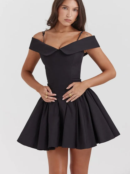 Elegant Black Pleated Mini Skirt