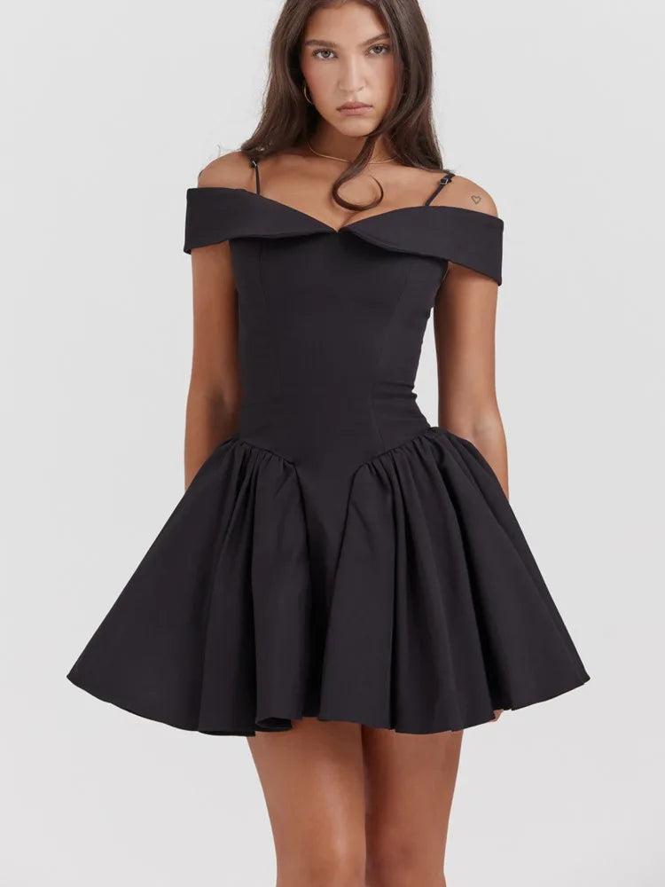 Elegant Black Pleated Mini Skirt